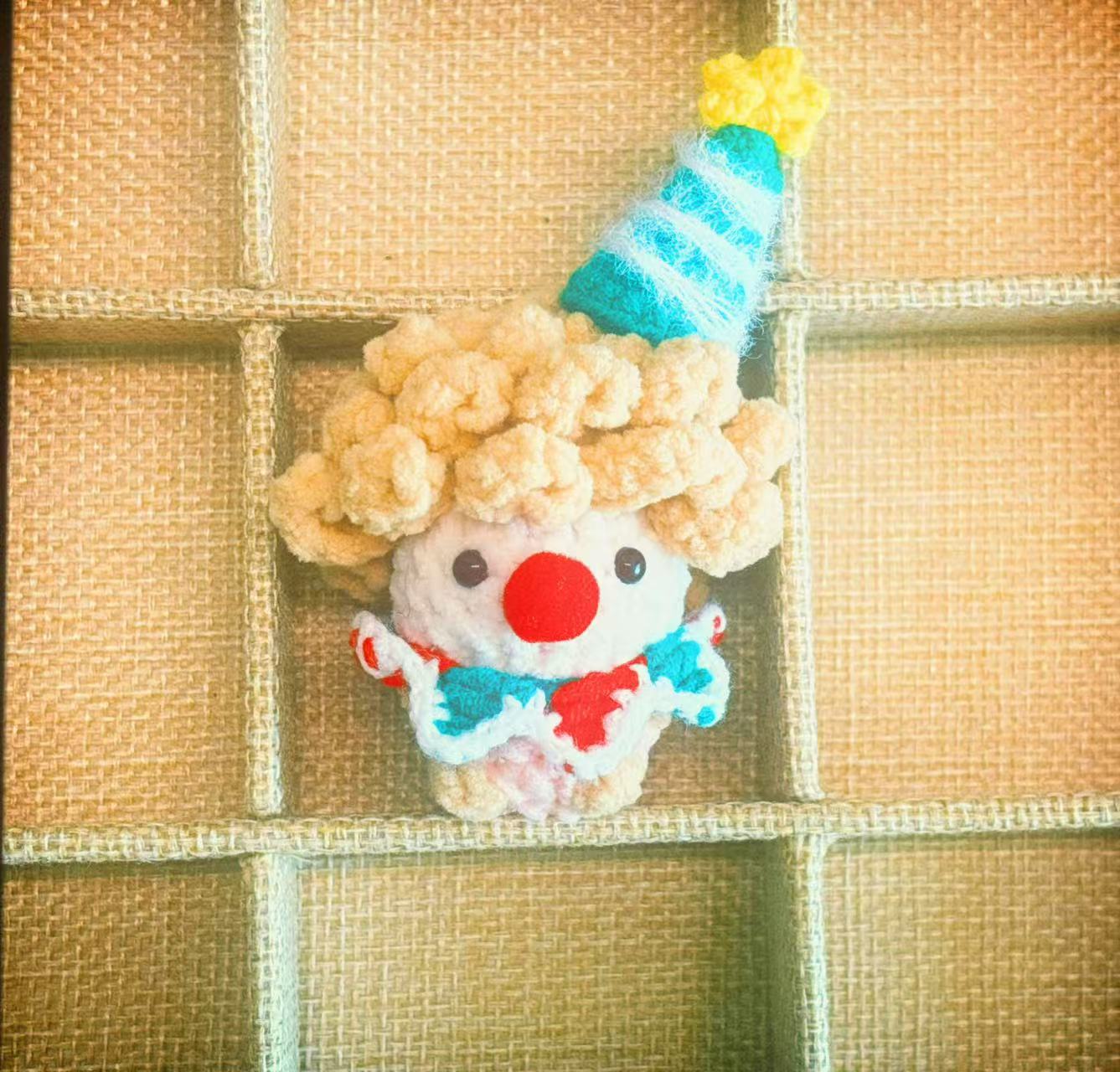 Handcrafted Crochet Clown Keychain & Figurine Collection – 10 Unique DIY Styles with Wooden Base (Gift Ideas for Adults & Kids)