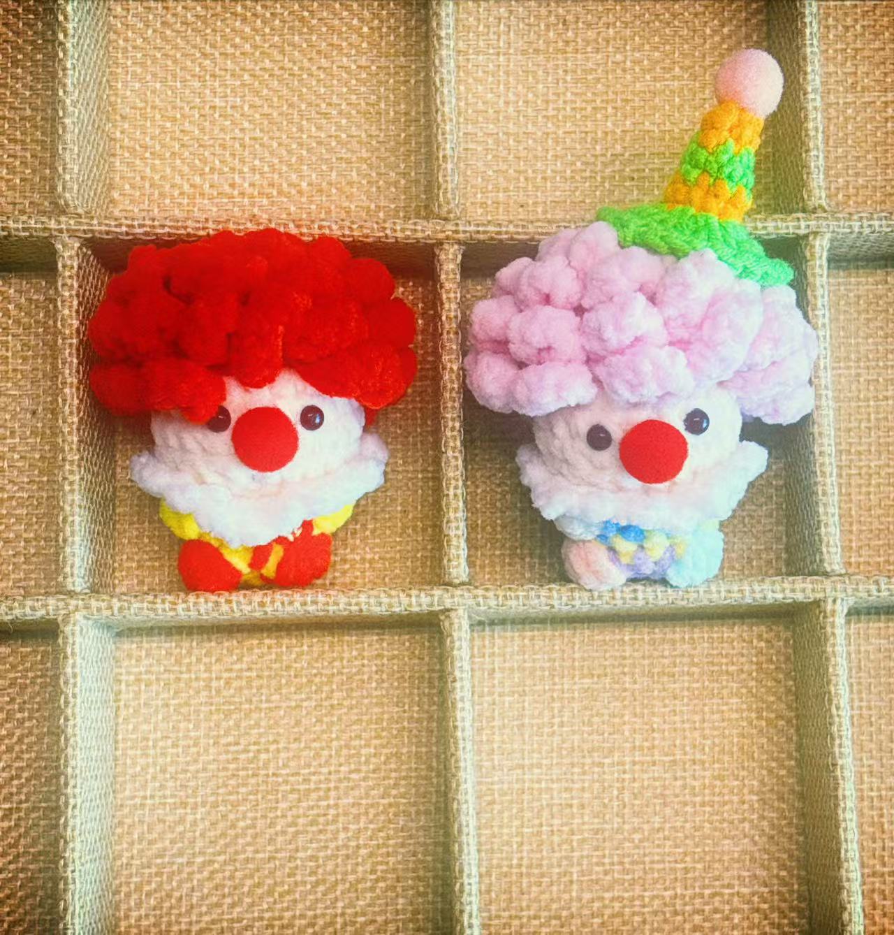 Handcrafted Crochet Clown Keychain & Figurine Collection – 10 Unique DIY Styles with Wooden Base (Gift Ideas for Adults & Kids)